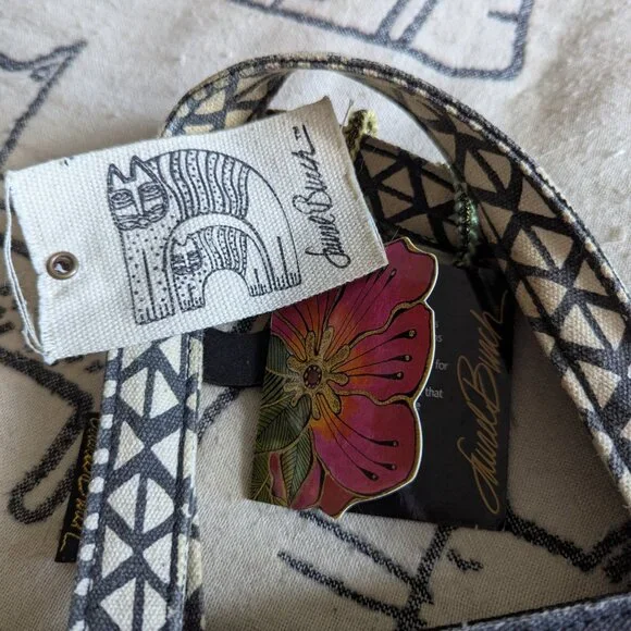 Laurel Burch- Spotted Cat- Hand purse - Picture 6 of 10